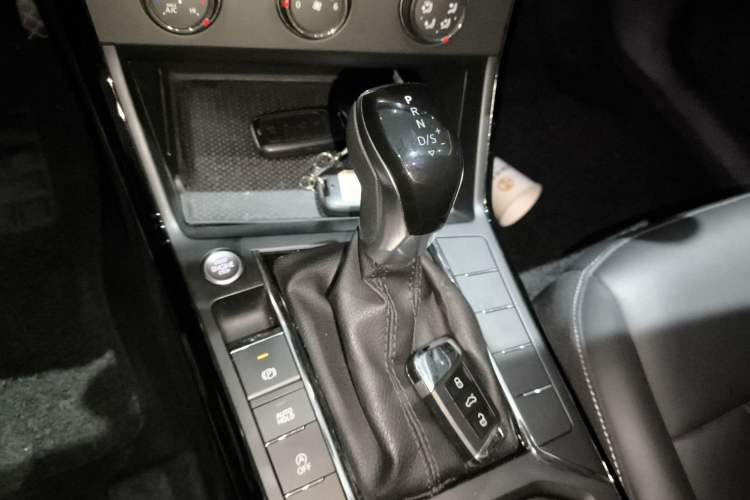 Used Volkswagen Passat 2022 280TSI Business Edition
