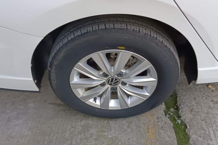 Used Volkswagen Lavida 2023 Revised 1.5L Automatic DeYi Edition
