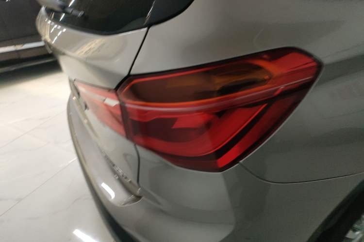 Used BMW X1 2018 sDrive20Li Leading Model
