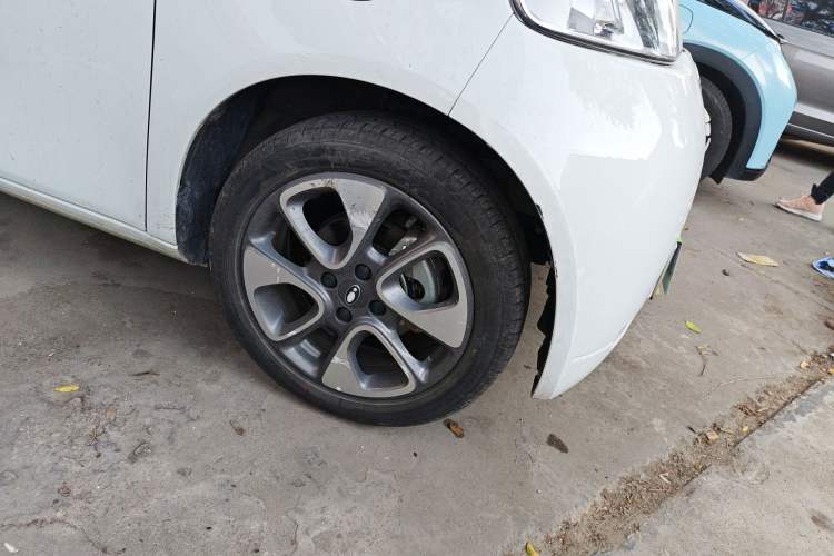 Used ORA White Cat 2022 Upgraded Model 305km Range Luxury Version Lithium-Ion Battery