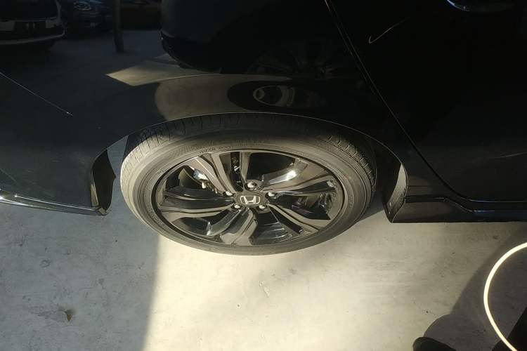 Used Honda Civic 2021 HATCHBACK 220TURBO CVT Trendy Cool Edition
