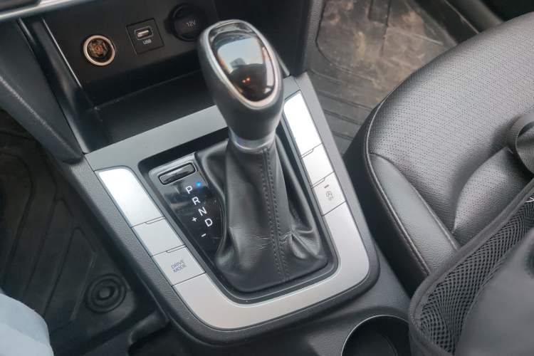 Used Hyundai Elantra 2019 1.5L CVT ZhiXuan – Elite Version
