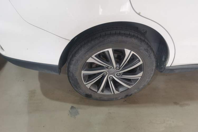 Used Geely Auto Vision X6 2020 1.4T Manual Luxury Model
