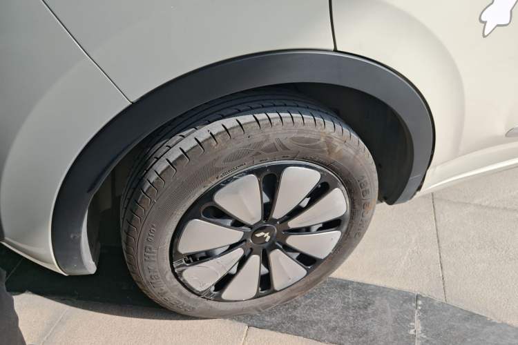 Used Wuling Bingo 2023 333 km Lingxi Connected Version
