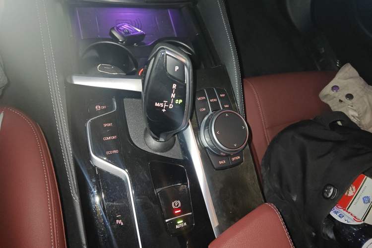 Used BMW 5 Series 2022 Restyled 525Li M Sport Package
