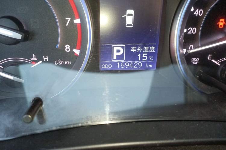 Used Toyota Highlander 2017 2.0T Four-Wheel Drive Luxury Edition 7 Seats