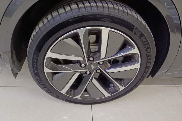 Used Li Auto L9 2023 Pro Model