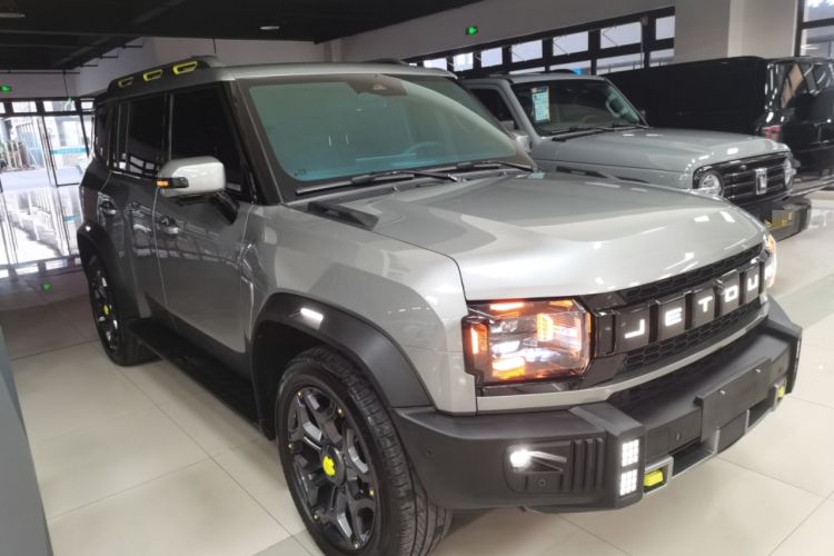 Used JETOUR Traveler 2023 2.0T All-Wheel Drive CrossPRO+
