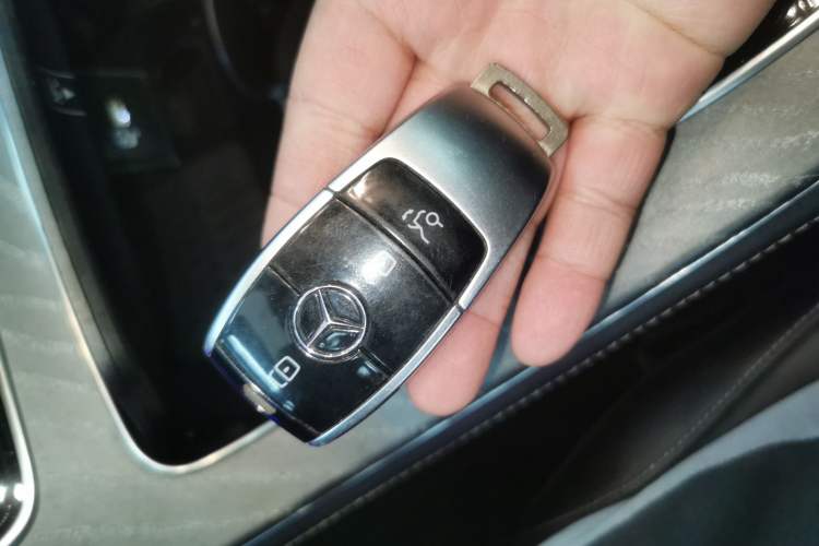 Used Mercedes-Benz CLS 2018 CLS 300 Luxury Model
