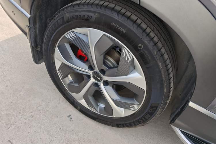 Used BYD Frigate 07 2023 DM-p 175 km Four-Wheel Drive Flagship Model
