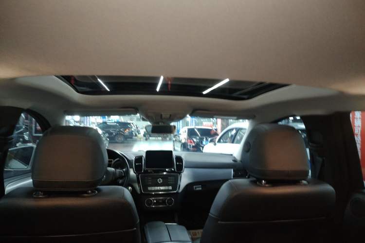 Used Mercedes-Benz GLE Coupe 2015 GLE 320 4MATIC Coupe SUV
