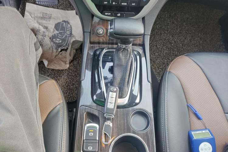 Used GAC Trumpchi GS5 Super 2016 1.8T Automatic Two-Wheel Drive Anniversary Edition
