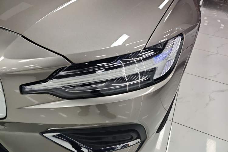 Used Volvo S60 2021 T4 Zhiyuan Luxury Edition