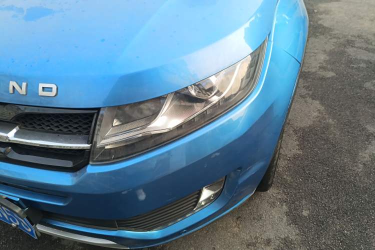 Used Land X7 2015 2.0T Panoramic Luxury Edition
