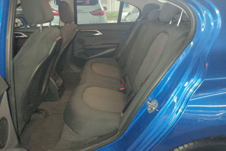 Used BMW 1 Series 2017 118i Fashion Model
