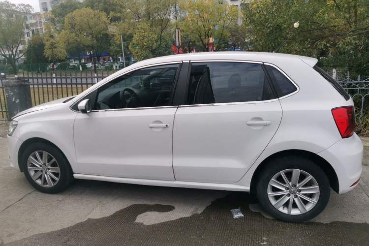 Used Volkswagen Polo 2014 1.6L Automatic Comfort Edition