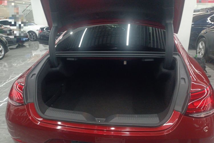 Used Mercedes-Benz CLS 2018 CLS 300 Luxury Model
