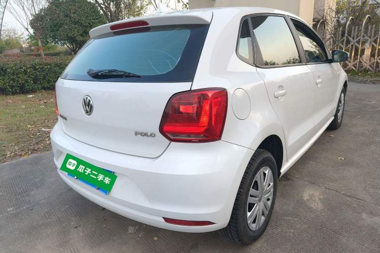 Used Volkswagen Polo 2014 1.4L Manual Fashion Edition
