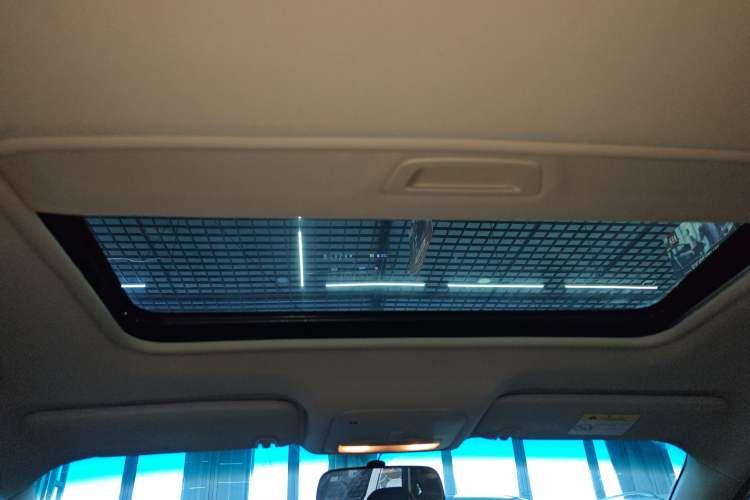 Used Chevrolet Monza 2020 Light Hybrid Redline 320T Dual-Clutch Thrilling Edition
