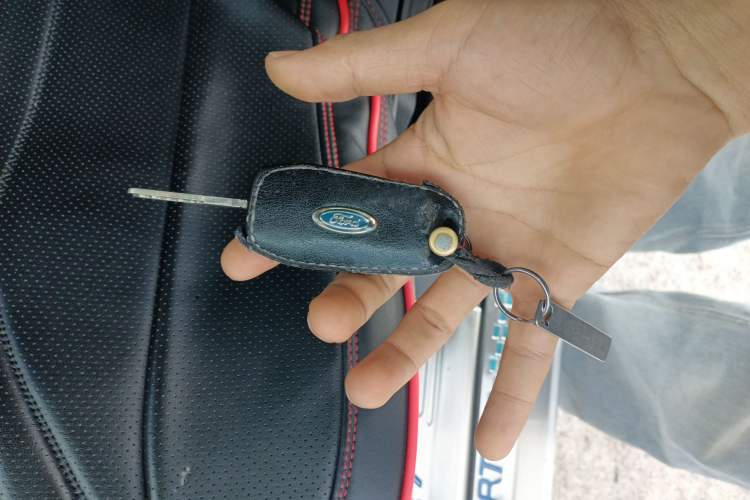 Used Ford Escort 2015 1.5L Manual Comfort Model
