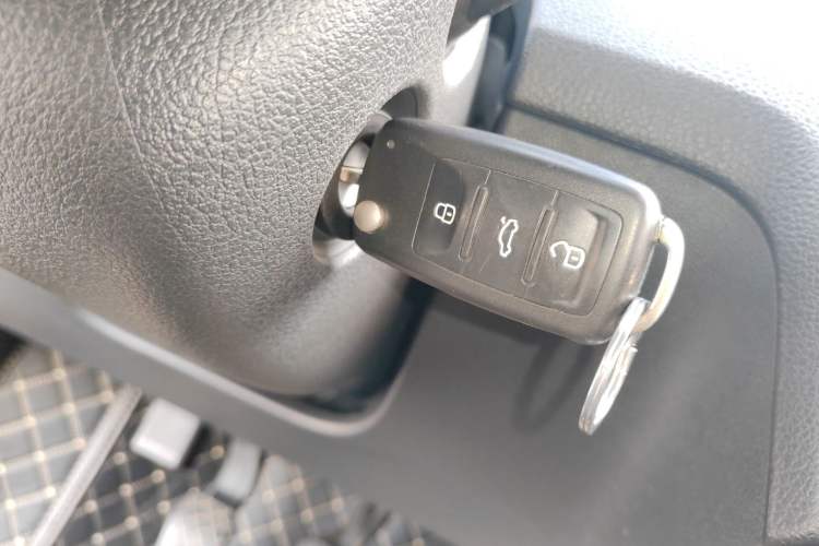 Used Volkswagen Santana 2019 1.5L Manual Fashion Edition China VI Standard