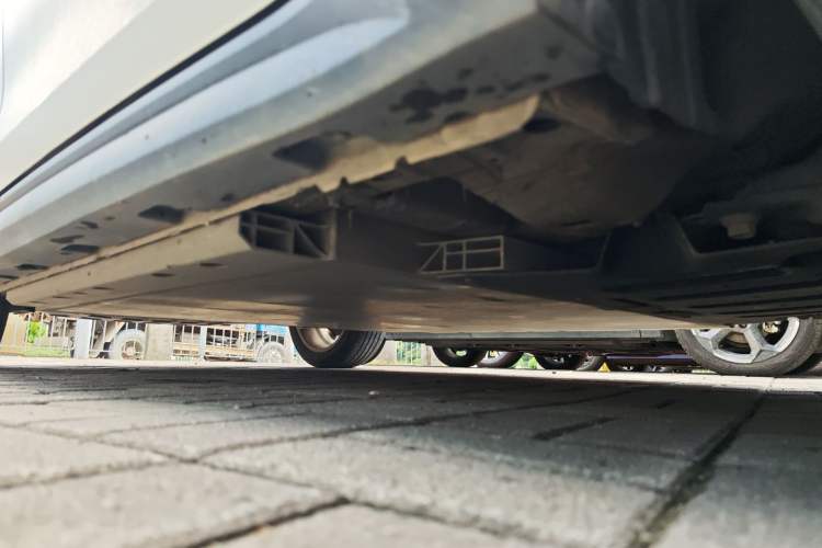 Used ORA Good Cat 2022 Morandi Edition 400km Standard Range Premium Version Lithium-Ion Battery
