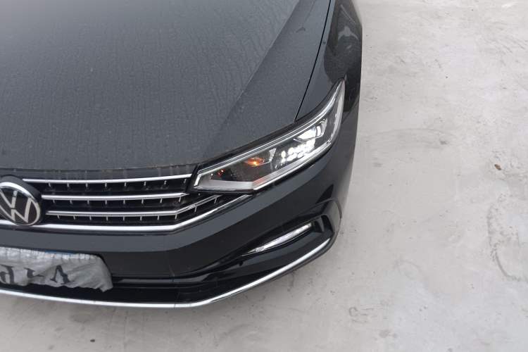 Used Volkswagen Magotan 2025 Zhongxiang Version 280TSI DSG Comfort Edition
