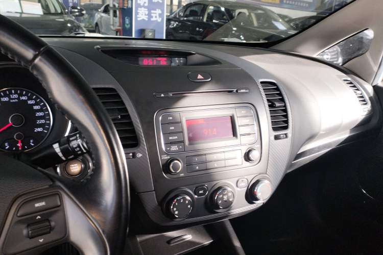 Used Kia K3 2015 1.6L Automatic GLS
