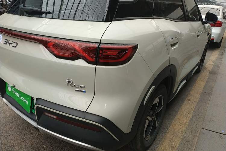 Used BYD Yuan UP 2025 Intelligent Driving Version 401 km Leading Edition
