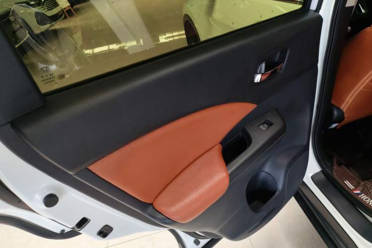 Used Honda CR-V 2016 2.0L Two-Wheel Drive Classic Edition
