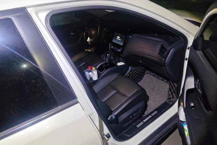 Used Nissan X-Trail 2020 2.0L XL Premium CVT 2WD SmartConnect Luxury Edition
