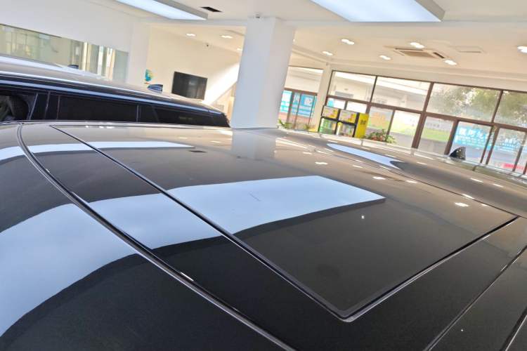 Used Land Rover Discovery 2021 360 PS R-Dynamic S
