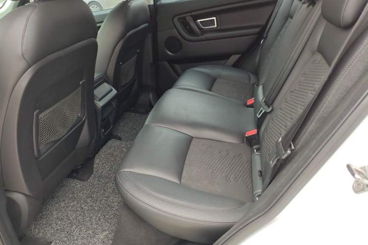 Used Land Rover Discovery Sport 2018 240 PS PURE Edition