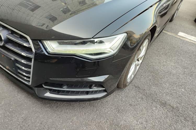 Used Audi A6L 2018 30th Anniversary Edition 35 TFSI Fashion Model
