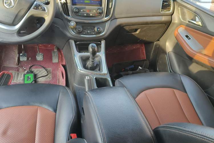 Used Baojun 560 2016 1.8L Manual Elite Version
