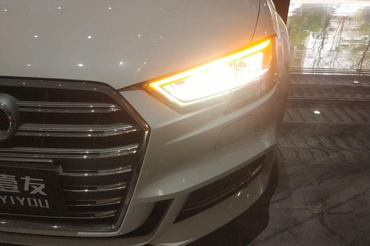 Used Audi A3 2020 Limousine 35 TFSI Fashion Edition China VI Emission Standard
