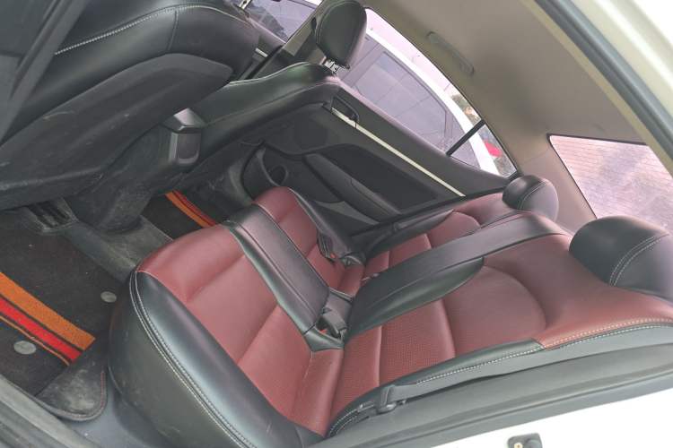 Used Hyundai Elantra 2016 1.6L Automatic ZhiXuan – Elite Version
