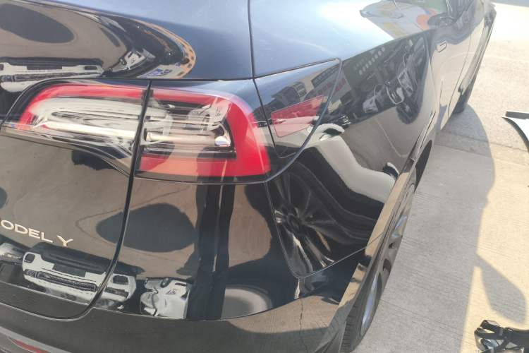 Used Tesla Model Y 2021 Standard Range Rear-Wheel Drive Version
