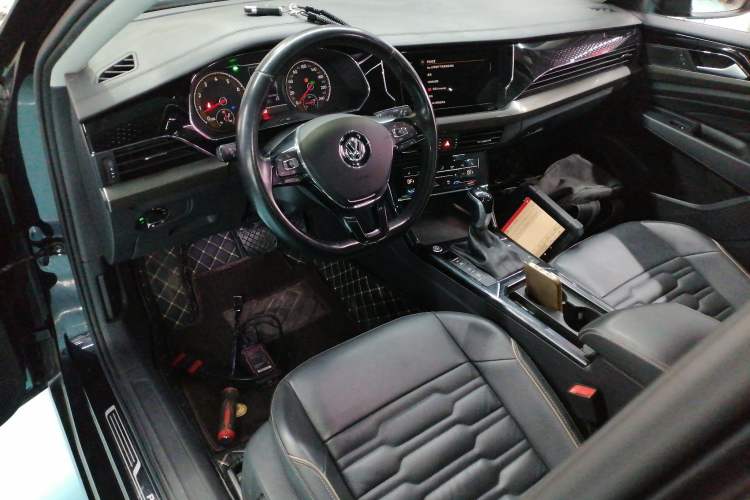 Used Volkswagen Passat 2020 330TSI Elite Edition China VI
