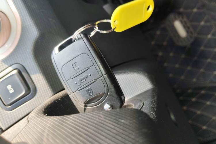 Used Wuling Hongguang MINIEV 2022 Macaron Premium Model – Lithium Iron Phosphate
