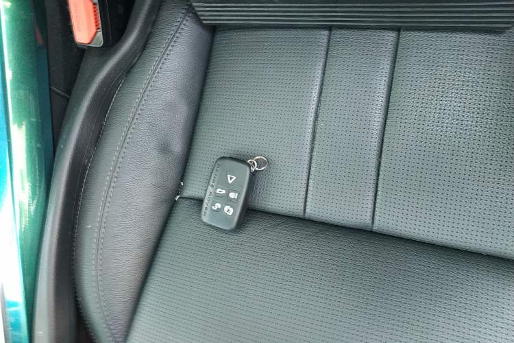 Used Land Rover Discovery Sport 2018 240 PS SE Version
