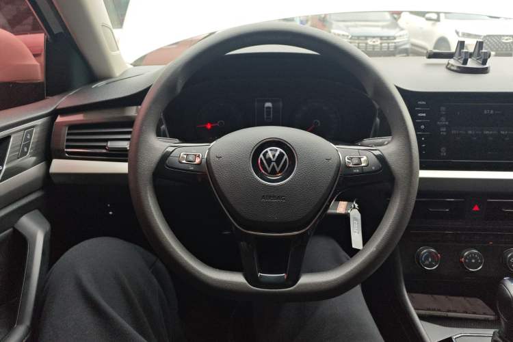 Used Volkswagen Lavida 2019 1.5L Automatic Comfort Edition China VI Standard
