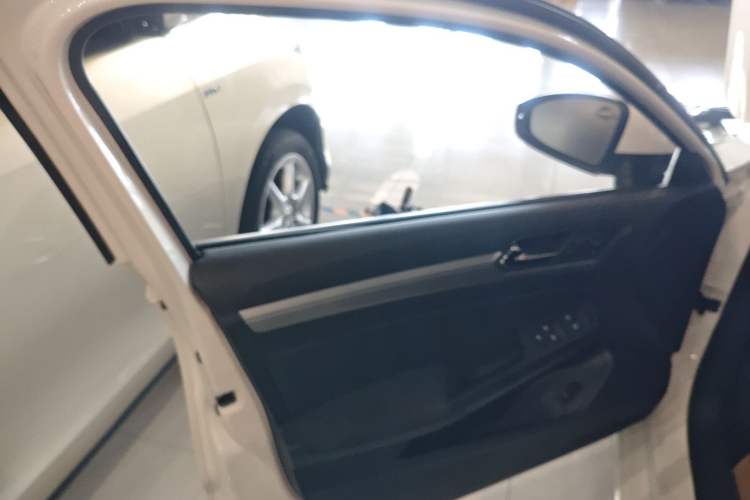 Used Volkswagen Lamando 2019 230TSI DSG Fashion Edition China VI
