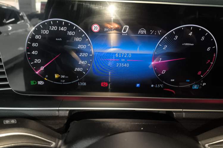 Used Mercedes-Benz GLE 2024 GLE 350 4MATIC Stylish Model
