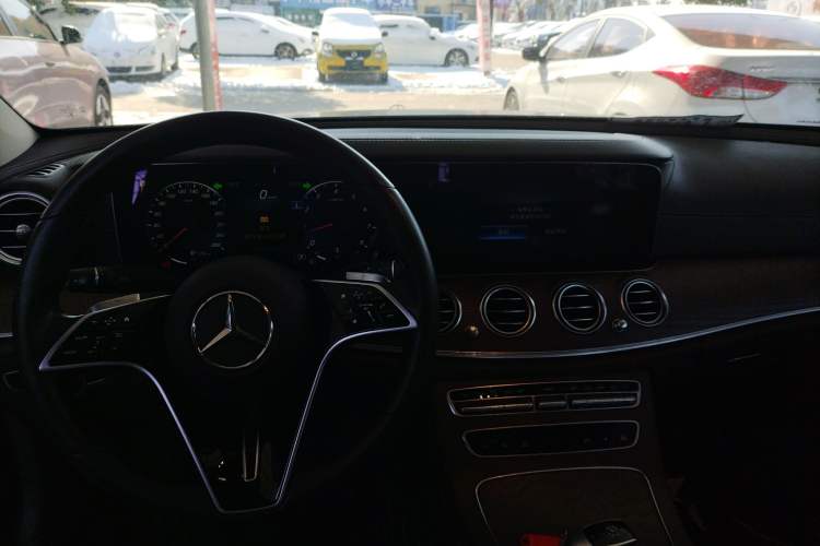 Used Mercedes-Benz E-Class 2022 E 260 L