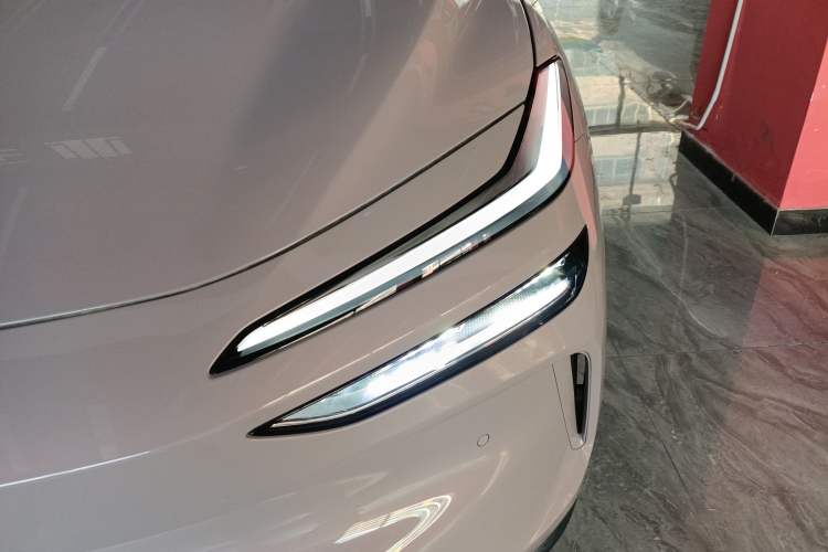 Used ONVO L60 2024 60 kWh Rear-Drive Version
