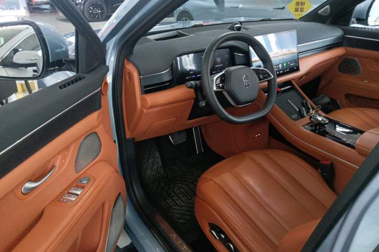 Used Hima AITO M7 2024 1.5T Intelligent Driving All-Wheel Drive Pro Version 5 Seats Ternary Lithium Battery
