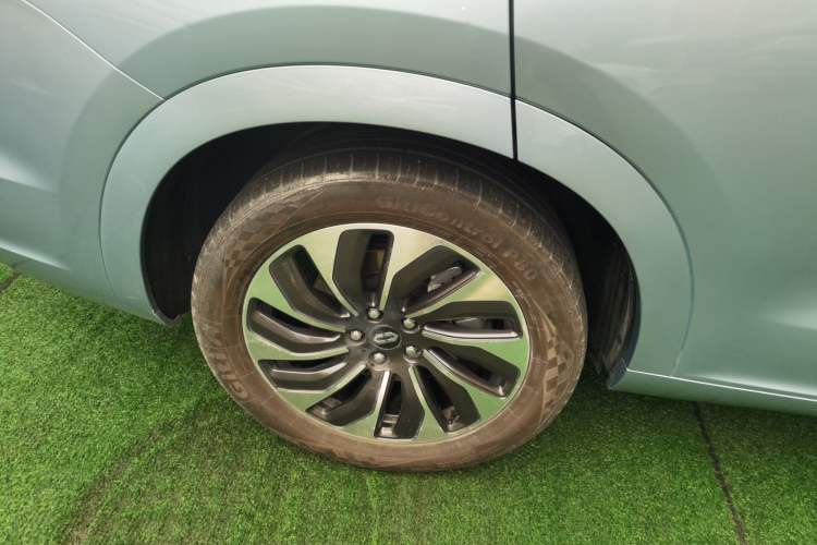 Used Hima AITO M7 2024 1.5T Rear-Drive Plus Version 6 Seats
