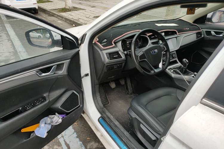 Used Geely Auto Emgrand GL 2018 1.4T Manual Elite Smart Connectivity Version
