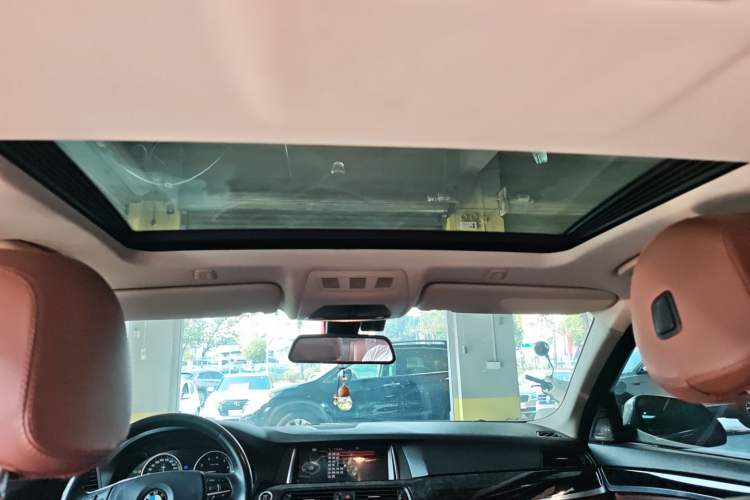 Used BMW 5 Series 2014 520Li Elegant Model